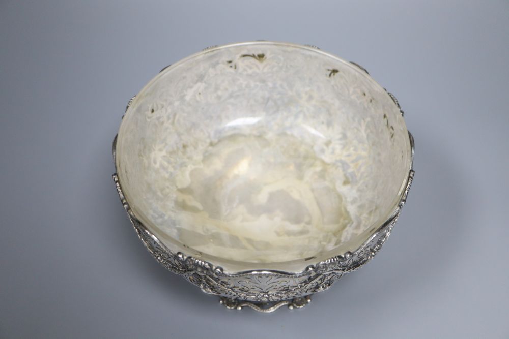 A George V pierced silver pedestal bowl with frosted glass insert, Alexander Clark Co. Birmingham, 1930,